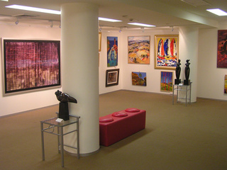 Gallery Beneath